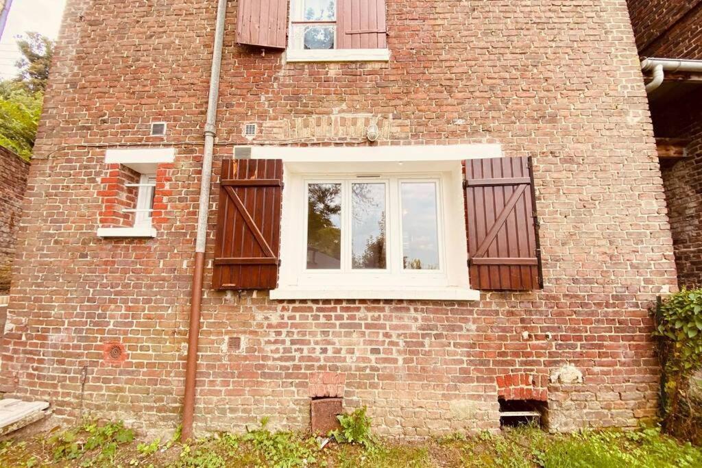 Appartement Cosy Avec Jardin Chaleureux Laon Dış mekan fotoğraf